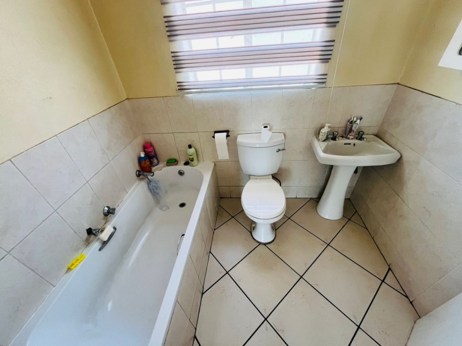 3 Bedroom Property for Sale in Elandspark Gauteng