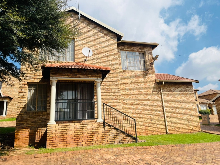 3 Bedroom Property for Sale in Elandspark Gauteng