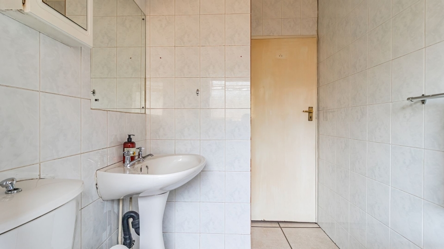 3 Bedroom Property for Sale in Rembrandt Park Gauteng