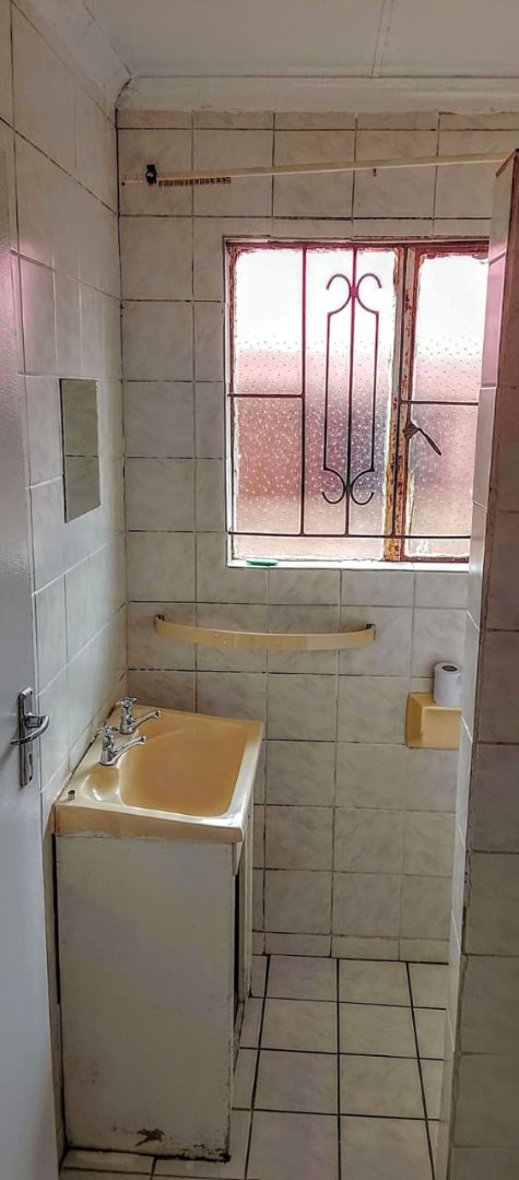 To Let  Bedroom Property for Rent in Kagiso Gauteng