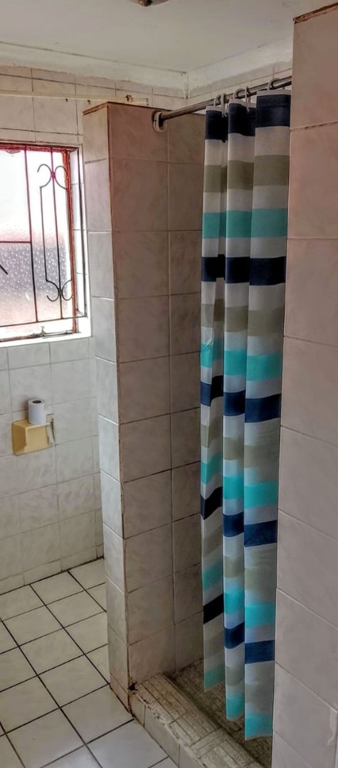 To Let  Bedroom Property for Rent in Kagiso Gauteng