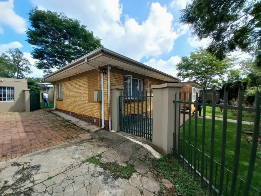3 Bedroom Property for Sale in Edendale Gauteng