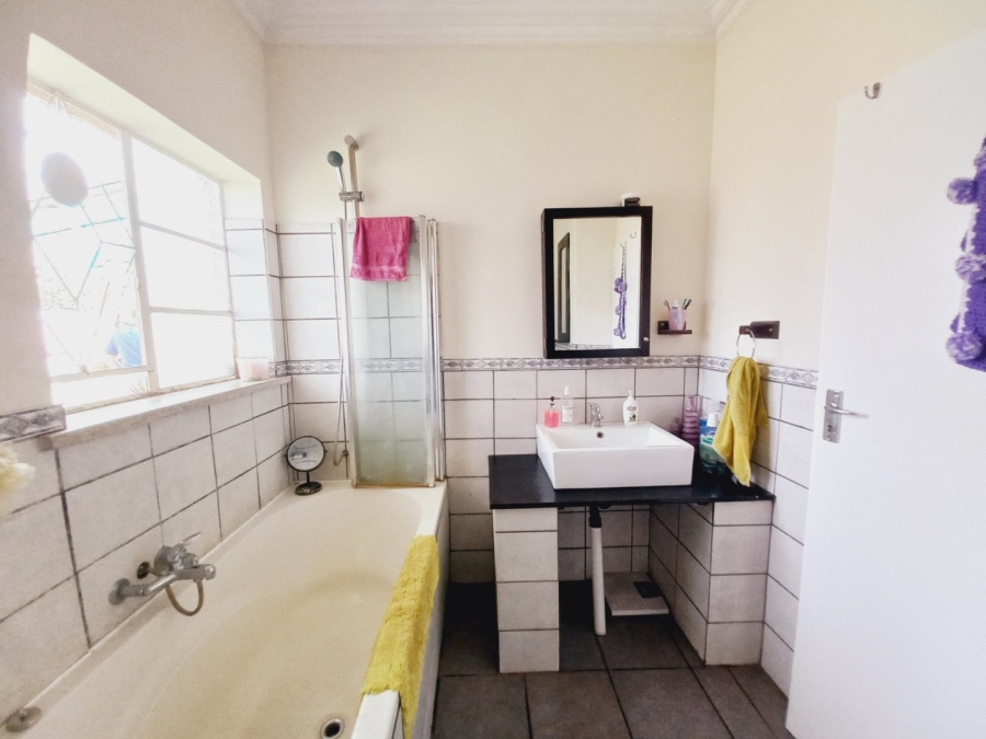 3 Bedroom Property for Sale in Edendale Gauteng