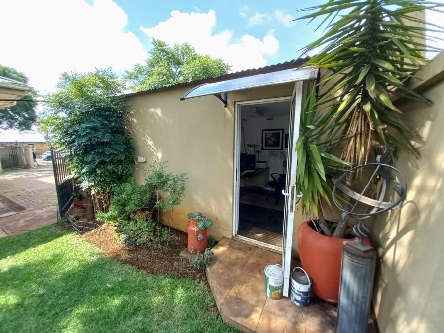 3 Bedroom Property for Sale in Edendale Gauteng