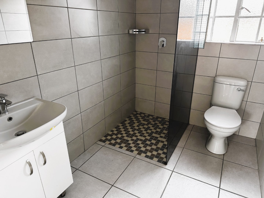 2 Bedroom Property for Sale in Weltevreden Park Gauteng