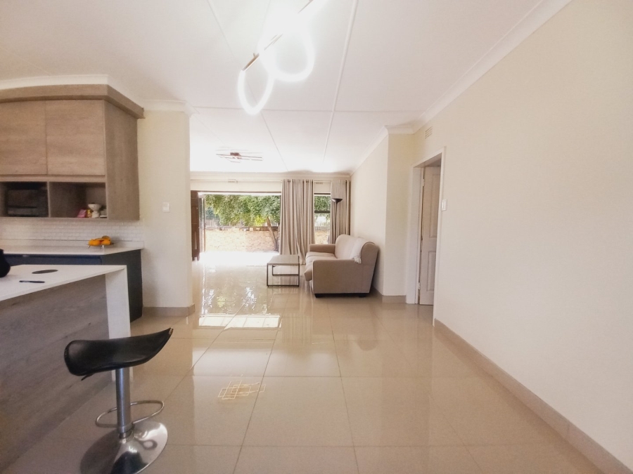 3 Bedroom Property for Sale in Buurendal Gauteng