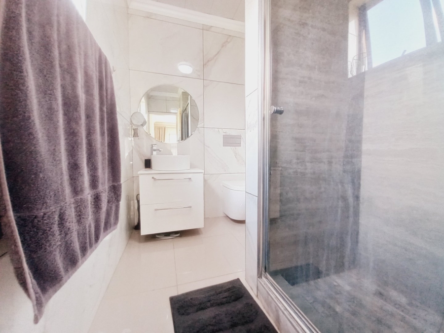 3 Bedroom Property for Sale in Buurendal Gauteng