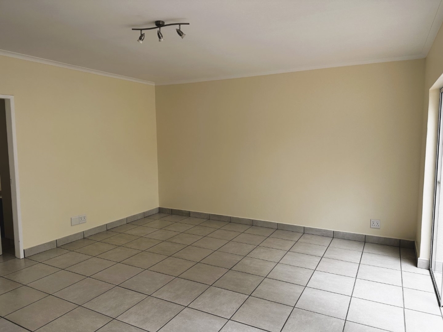 2 Bedroom Property for Sale in Weltevreden Park Gauteng
