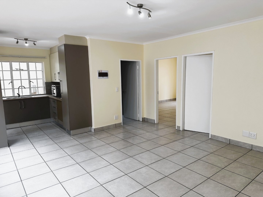 2 Bedroom Property for Sale in Weltevreden Park Gauteng