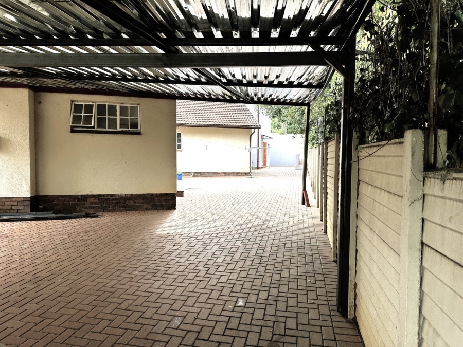 2 Bedroom Property for Sale in Weltevreden Park Gauteng