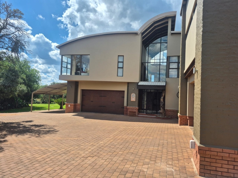 4 Bedroom Property for Sale in Kameelfontein Gauteng