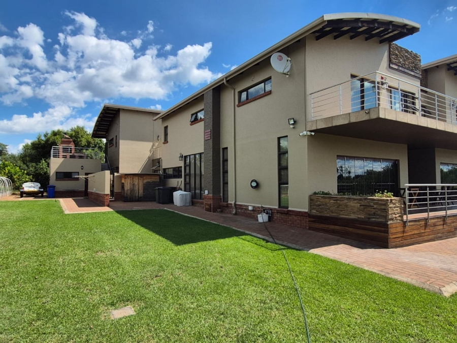 4 Bedroom Property for Sale in Kameelfontein Gauteng