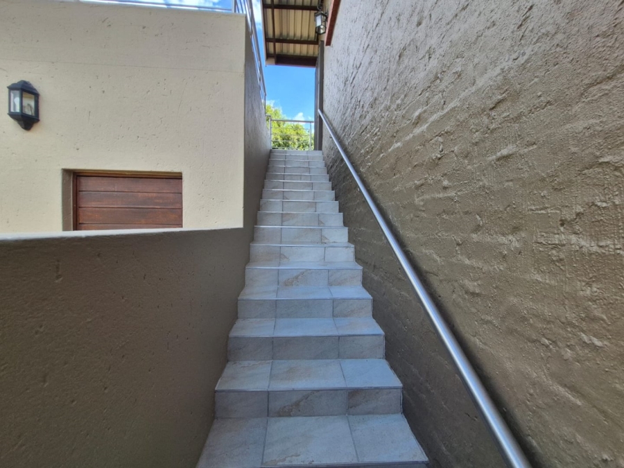 4 Bedroom Property for Sale in Kameelfontein Gauteng