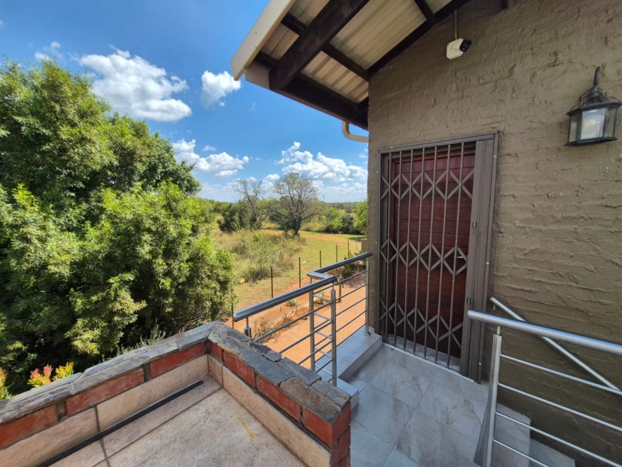 4 Bedroom Property for Sale in Kameelfontein Gauteng