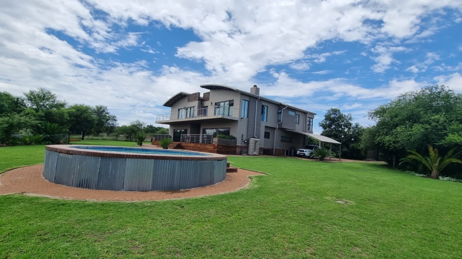 4 Bedroom Property for Sale in Kameelfontein Gauteng