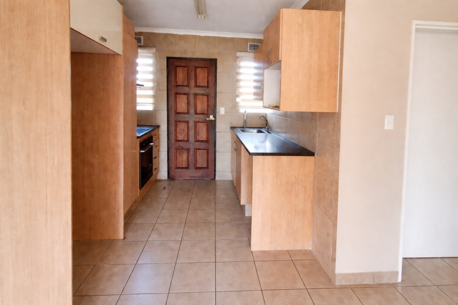 3 Bedroom Property for Sale in Thatchfield Hills Gauteng