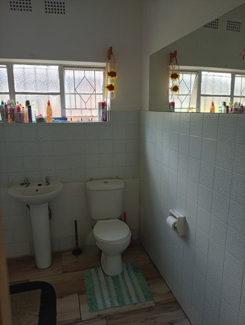  Bedroom Property for Sale in Newlands Gauteng