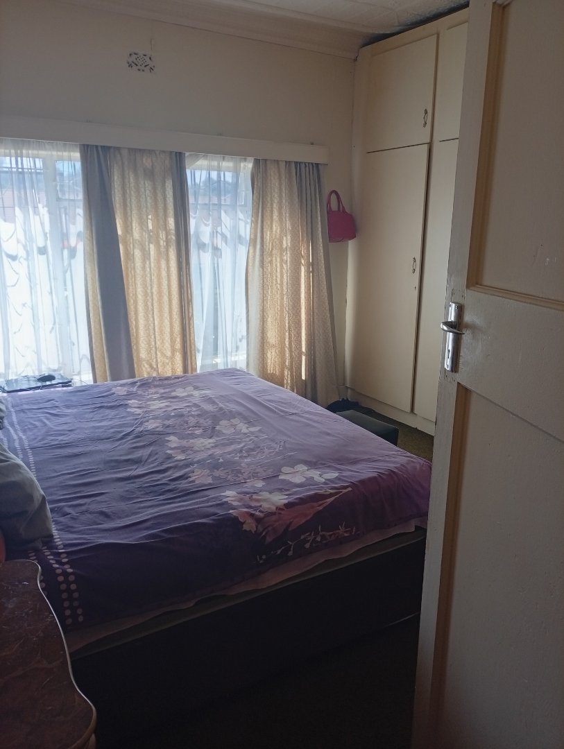  Bedroom Property for Sale in Newlands Gauteng