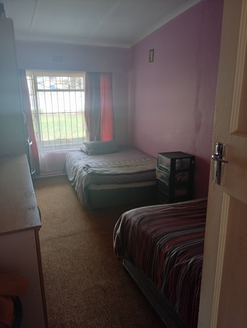  Bedroom Property for Sale in Newlands Gauteng