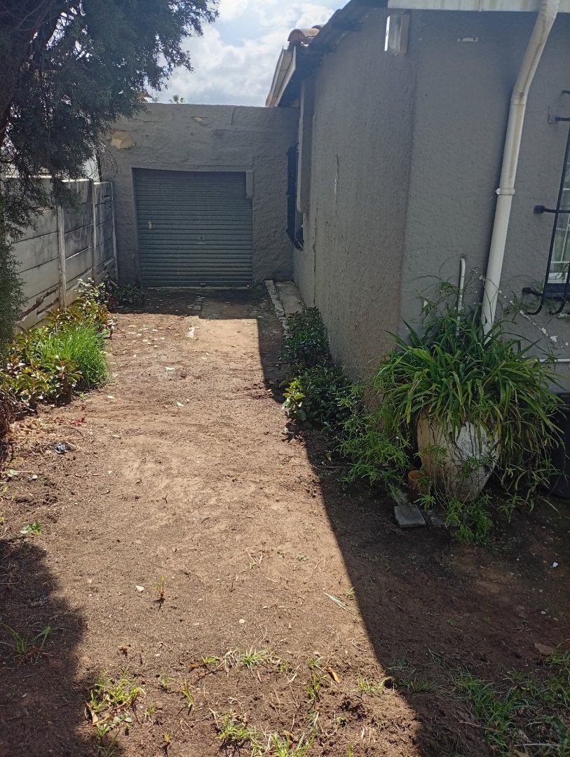  Bedroom Property for Sale in Newlands Gauteng
