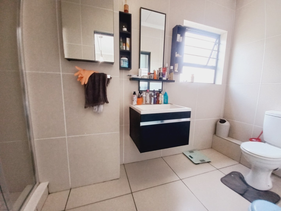3 Bedroom Property for Sale in Greenstone Hill Gauteng