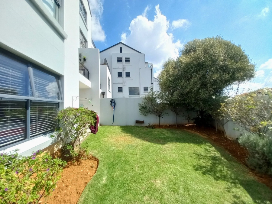 3 Bedroom Property for Sale in Greenstone Hill Gauteng