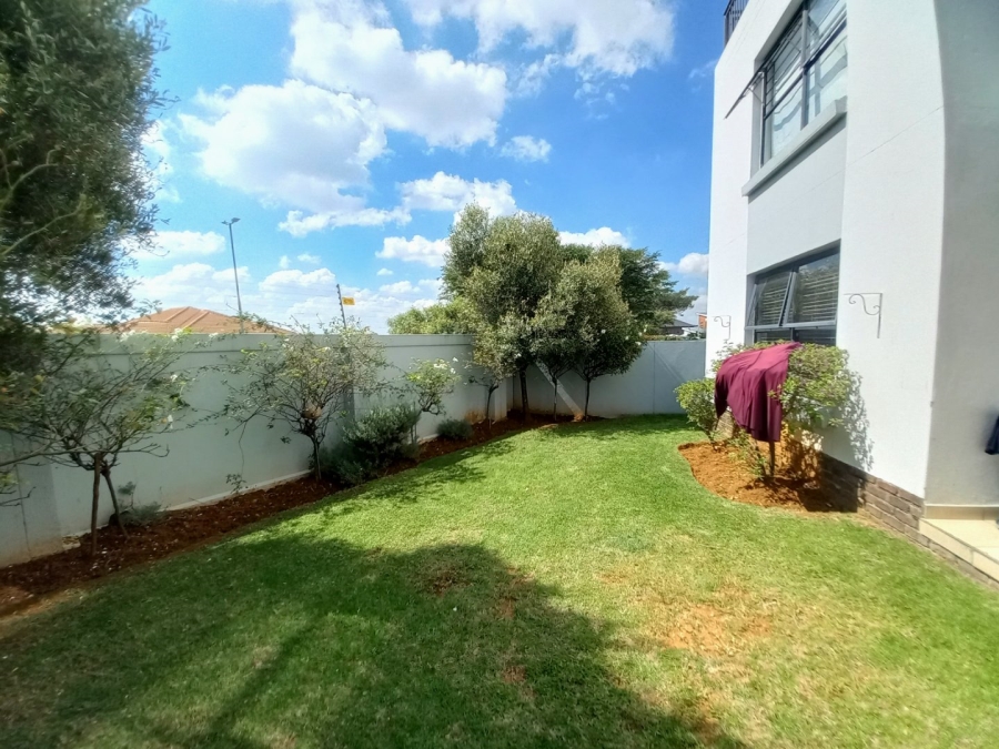 3 Bedroom Property for Sale in Greenstone Hill Gauteng