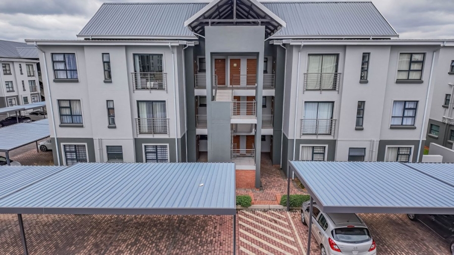 1 Bedroom Property for Sale in Modderfontein Gauteng