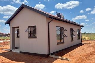 3 Bedroom Property for Sale in Windmill Park Gauteng