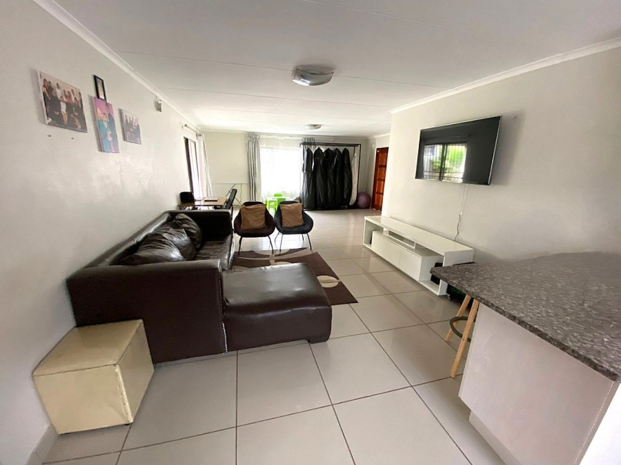 To Let 3 Bedroom Property for Rent in Eldorette Gauteng