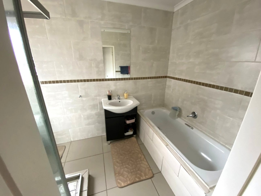 To Let 3 Bedroom Property for Rent in Eldorette Gauteng