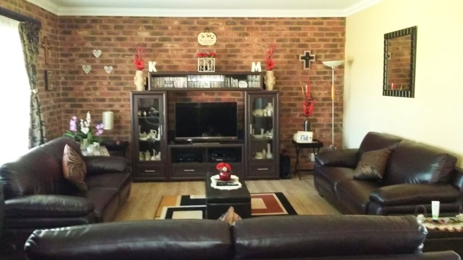 2 Bedroom Property for Sale in Riversdale Gauteng