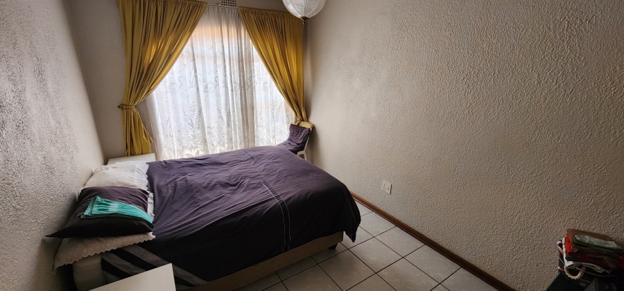 4 Bedroom Property for Sale in Florida Gauteng
