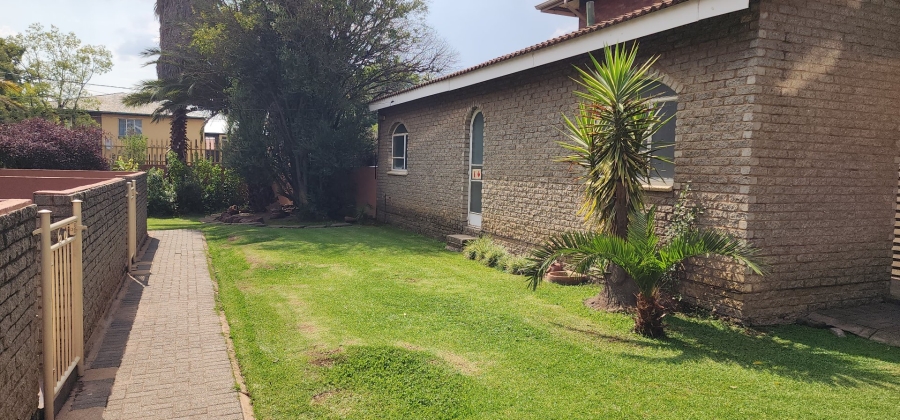 4 Bedroom Property for Sale in Florida Gauteng