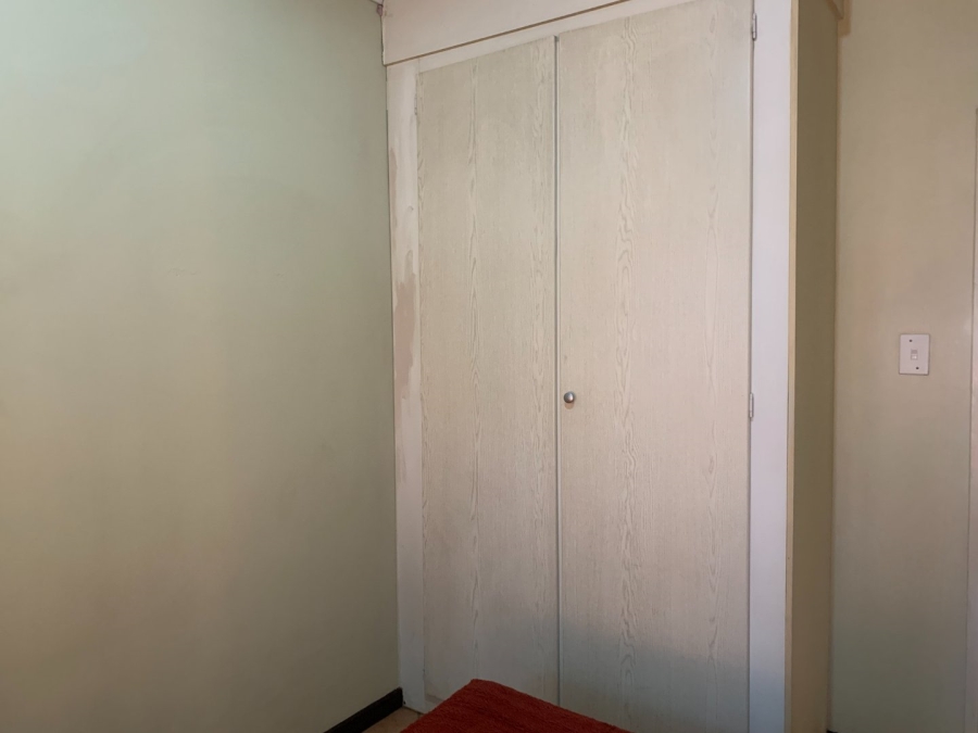 To Let 2 Bedroom Property for Rent in Monavoni Gauteng