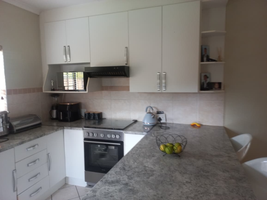 4 Bedroom Property for Sale in Mooikloof Ridge Gauteng