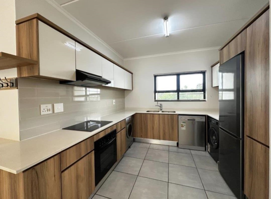 To Let 2 Bedroom Property for Rent in Crowthorne AH Gauteng