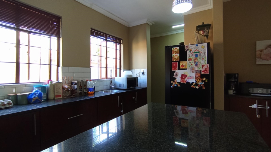 3 Bedroom Property for Sale in Equestria Gauteng