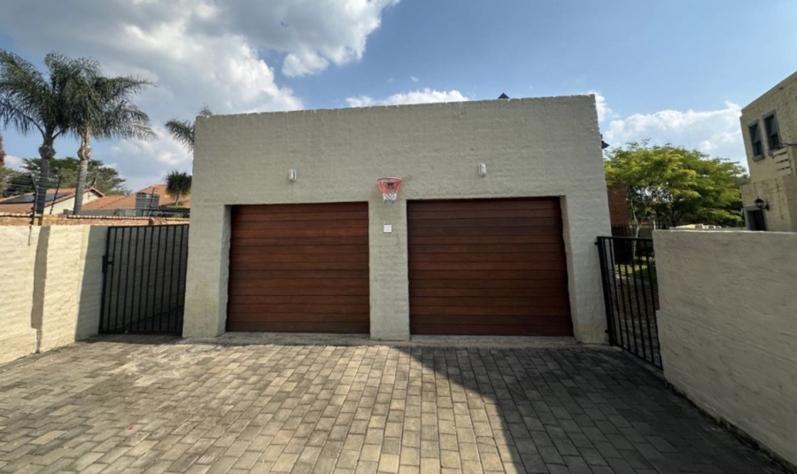 3 Bedroom Property for Sale in Equestria Gauteng
