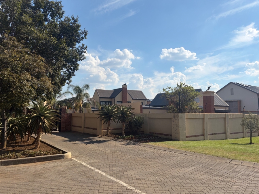 3 Bedroom Property for Sale in Equestria Gauteng