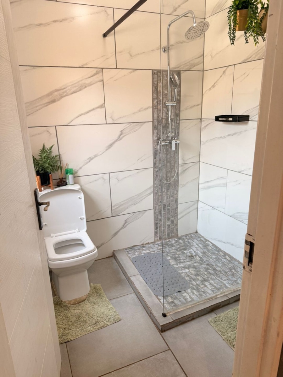 2 Bedroom Property for Sale in Dawn Park Gauteng