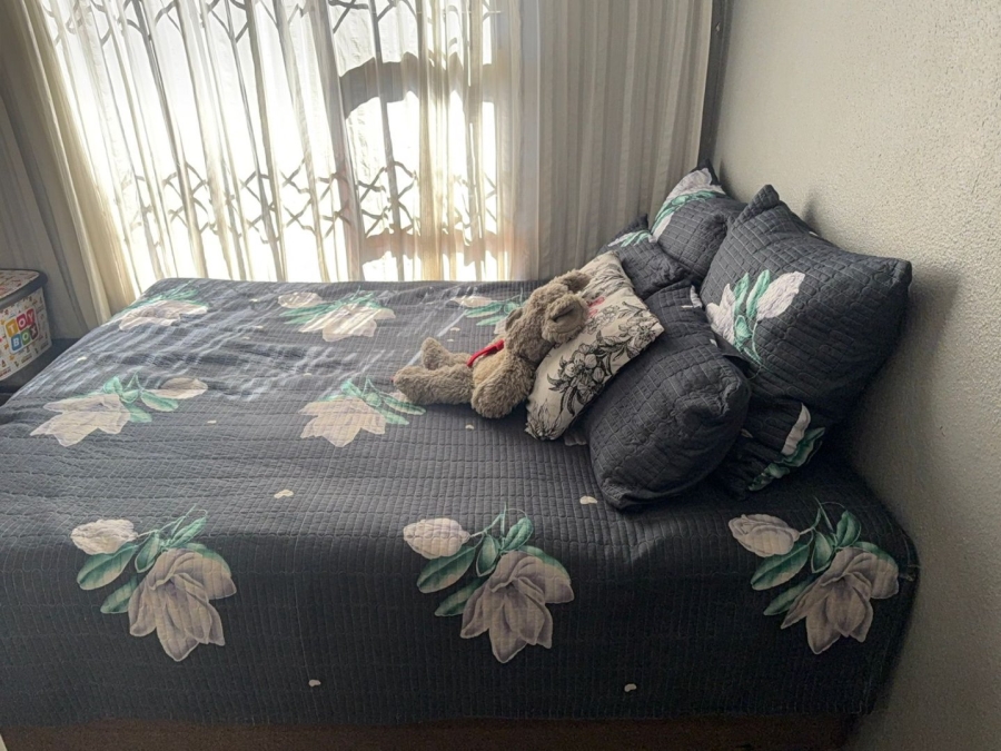 2 Bedroom Property for Sale in Dawn Park Gauteng