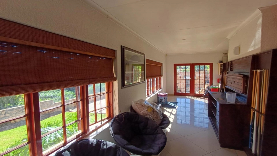 4 Bedroom Property for Sale in Oakdene Gauteng