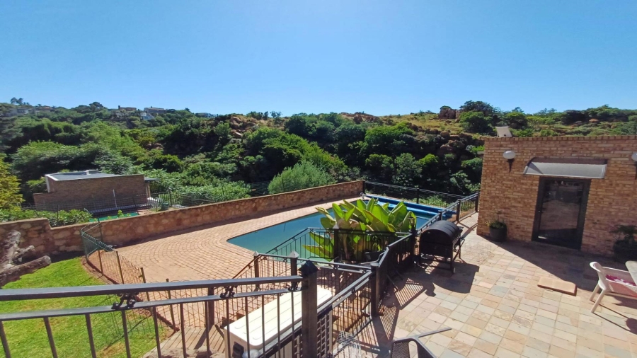 4 Bedroom Property for Sale in Oakdene Gauteng