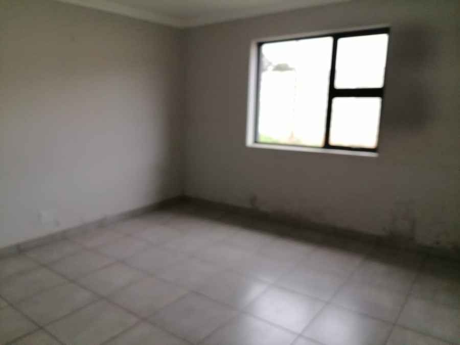To Let Commercial Property for Rent in Pomona Gauteng