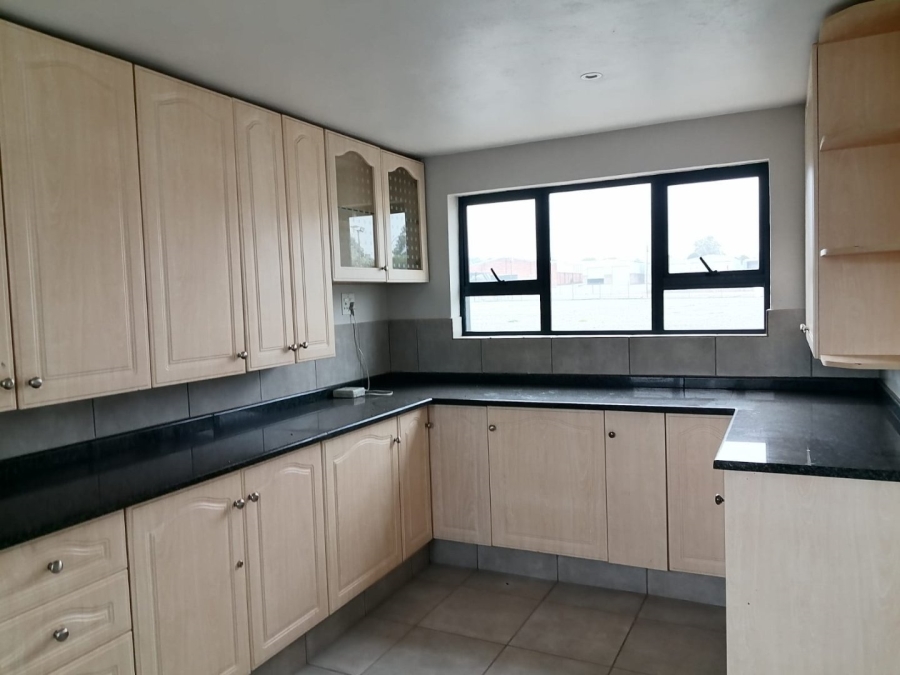 To Let Commercial Property for Rent in Pomona Gauteng