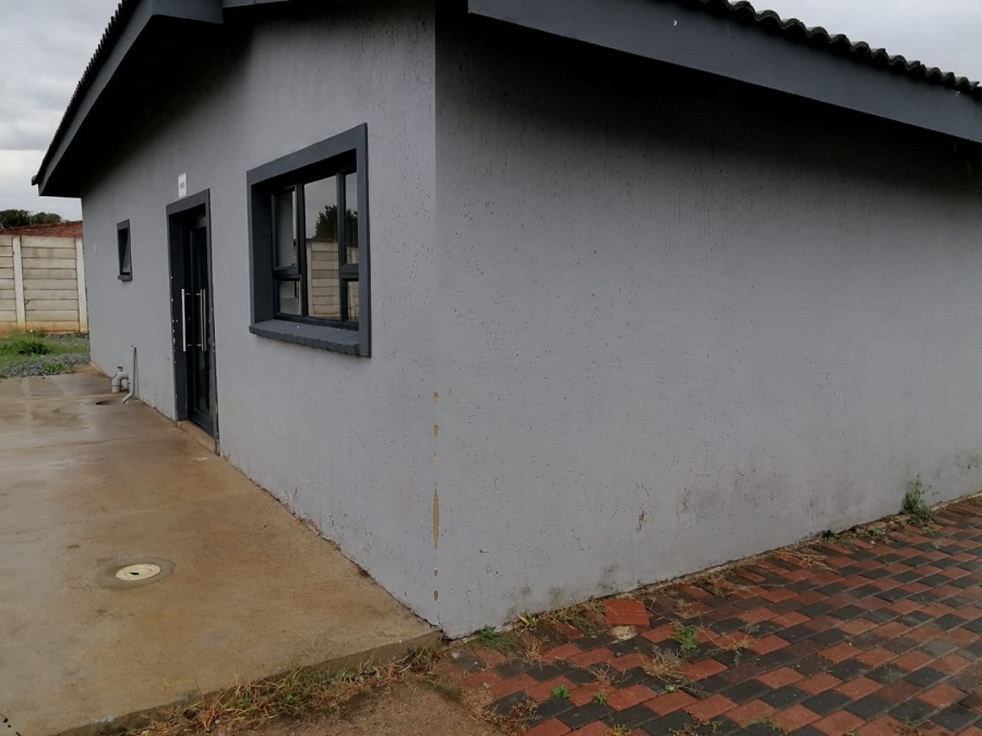 To Let Commercial Property for Rent in Pomona Gauteng