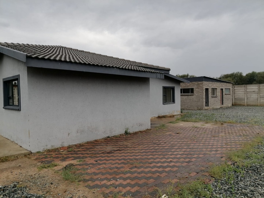 To Let Commercial Property for Rent in Pomona Gauteng