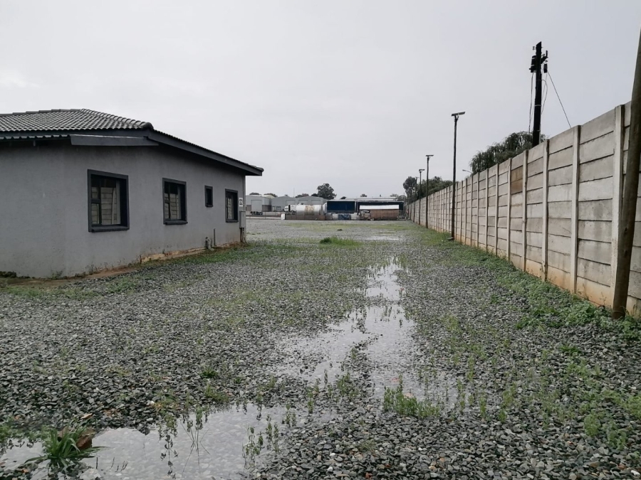 To Let Commercial Property for Rent in Pomona Gauteng