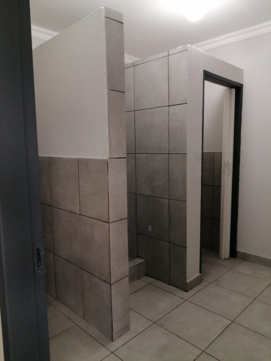 To Let Commercial Property for Rent in Pomona Gauteng